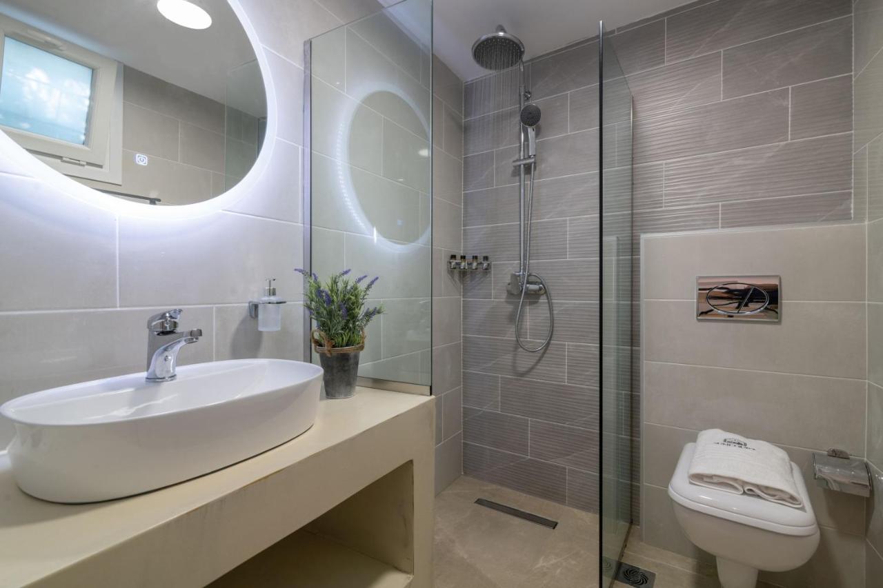 Suncourt Lux Apartament *